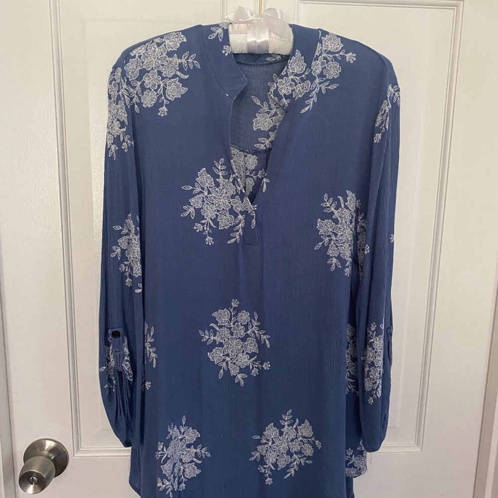 Blue and White Long Sleeve Buttoned Tunic